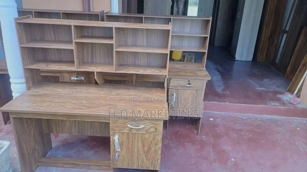 Melamine Office Tables