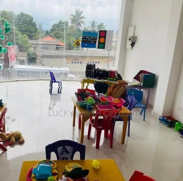 Thalawathugoda Facing Main Road Commercial Space for Rent (MG1104)