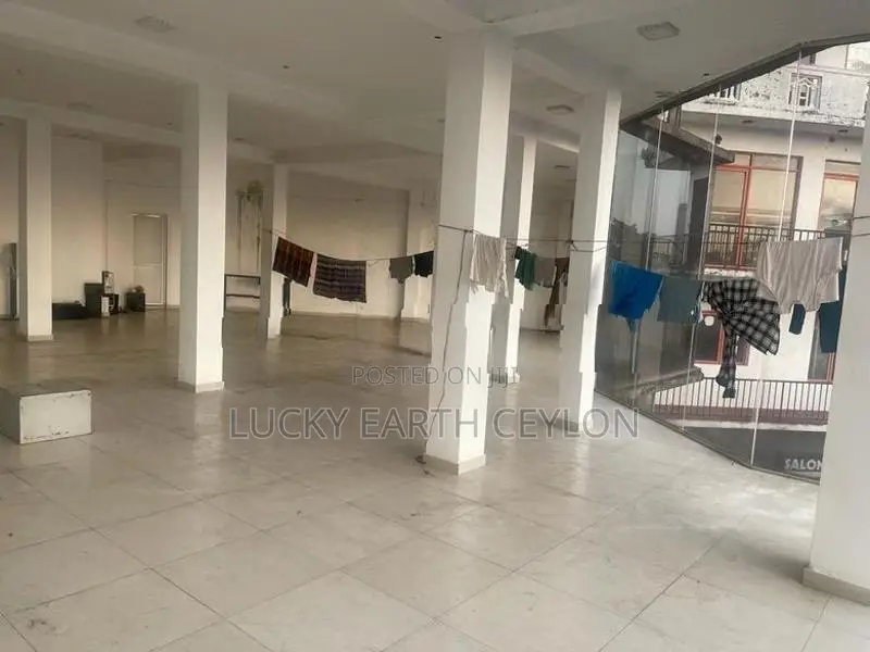 Thalawathugoda Facing Main Road Commercial Space for Rent (MG1104)