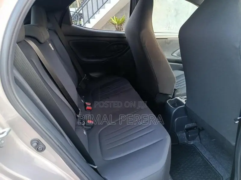 Toyota Yaris S grade 2023