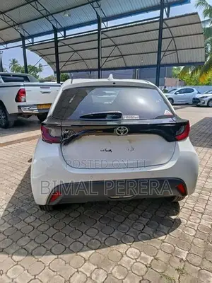 Toyota Yaris 2023 S GRADE