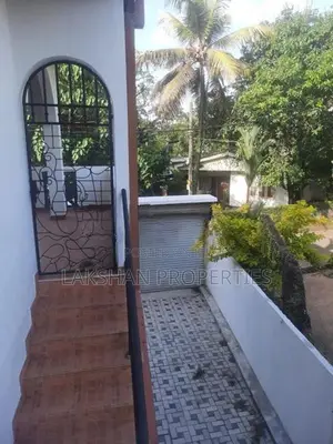 Two Story House For Sale In Boralesgamuwa