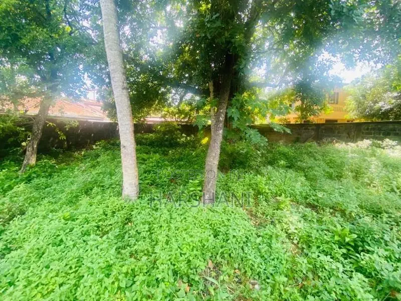 8P Two Lots/16P Entire Land Sale Close to Waragoda Rd & New Kandy