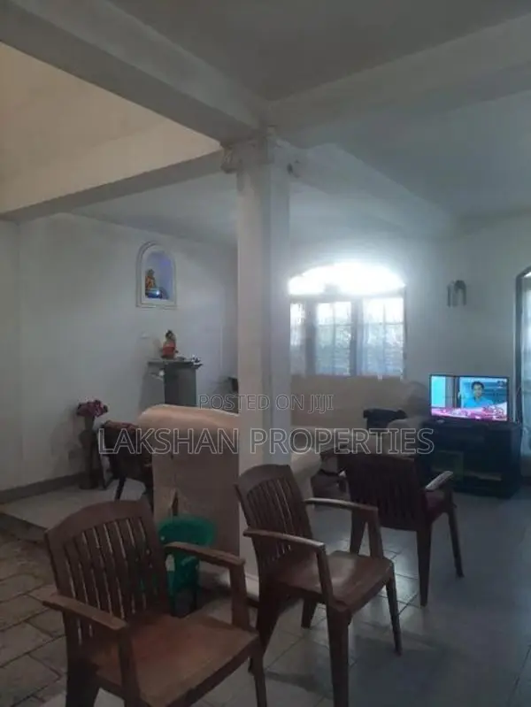 Two Story House For Sale In Boralesgamuwa
