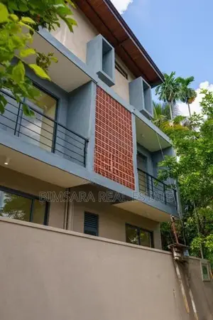 Three-Storey House for Sale in Thalawathugoda (SH 15211)