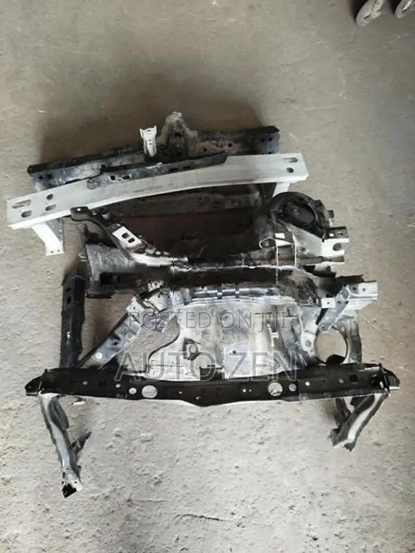 Lexus Hs250 Hybrid Nosecut Panel