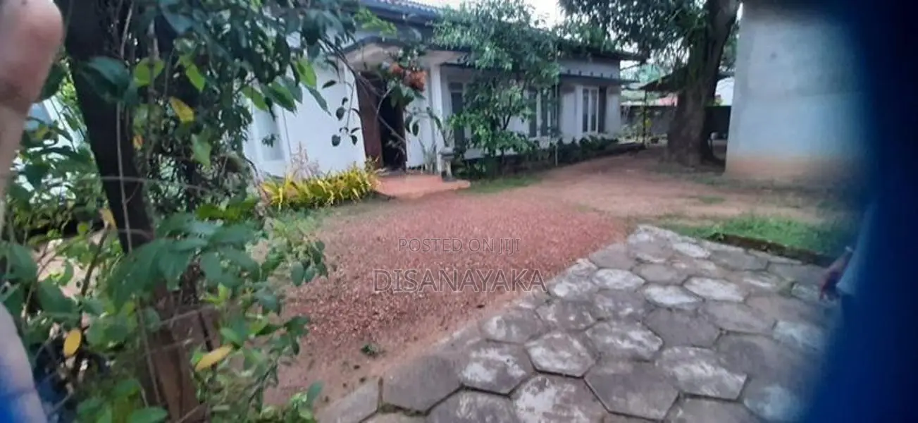 Old House for Sale Kolonnawa Ds1540