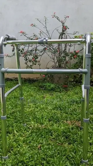 Moving Walker With Out Wheel / Walking Frame
