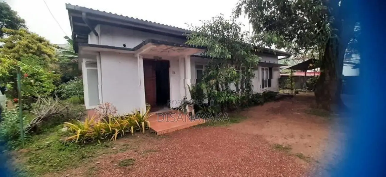 Old House for Sale Kolonnawa Ds1540