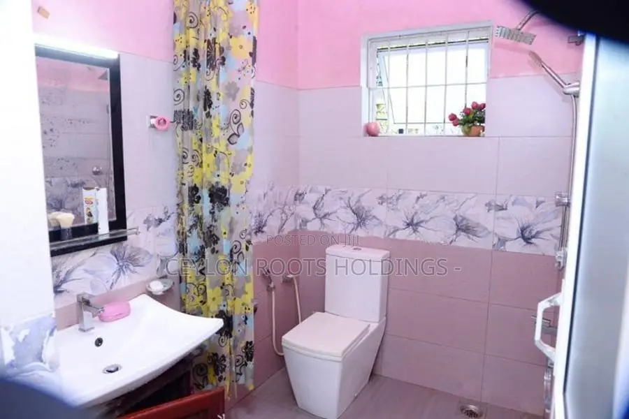 Beautiful New Two Story House for Sale in Near Pamunuwa Rd, Maharagama