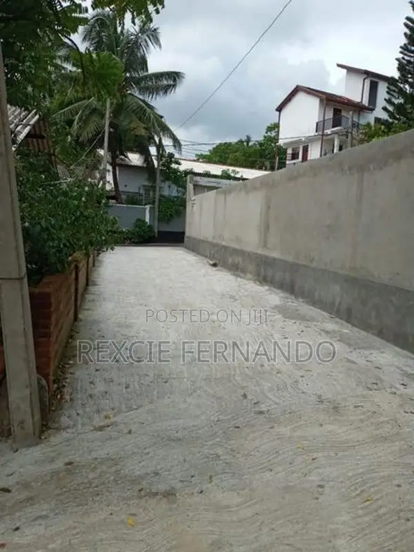 Bare Land for Sale in Pita Kotte