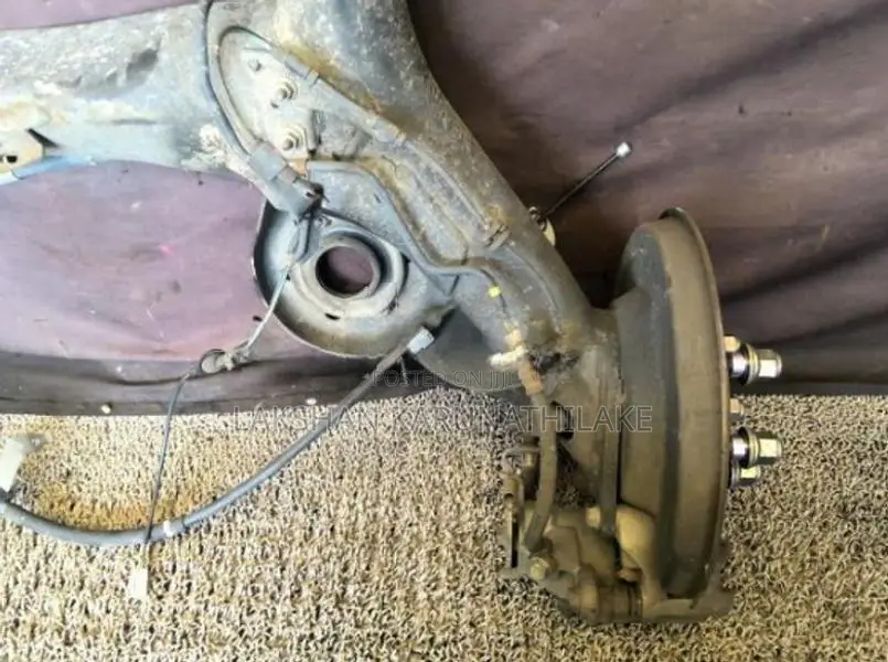 Toyota prius ZVW30 Rear Axel