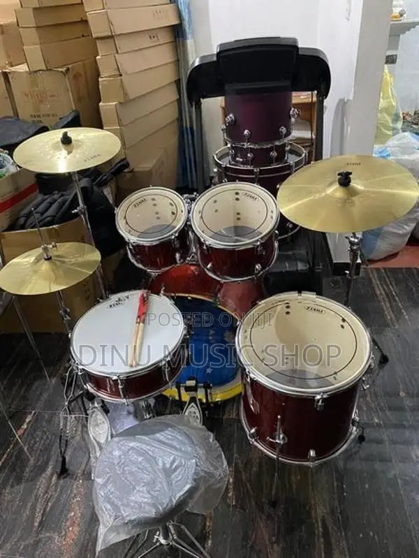 Acoustic Drum Set