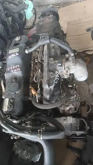 Isuzu 4JG2 Engine with Gear Box Complete