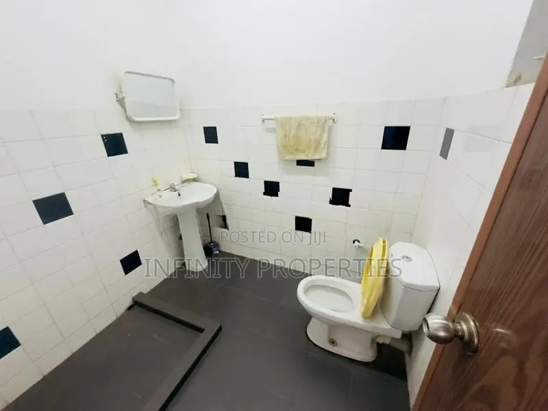 53 P With 10000 Sq.Ft Building Sale Belanwila walking Path