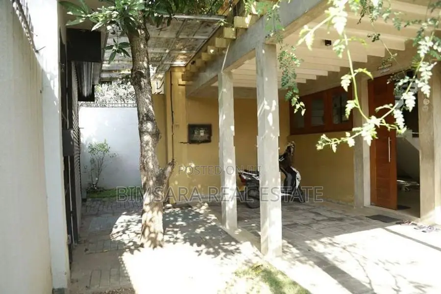 4BR Elegant House in 10 P Land for Sale Kotikawatta (SH 14167)