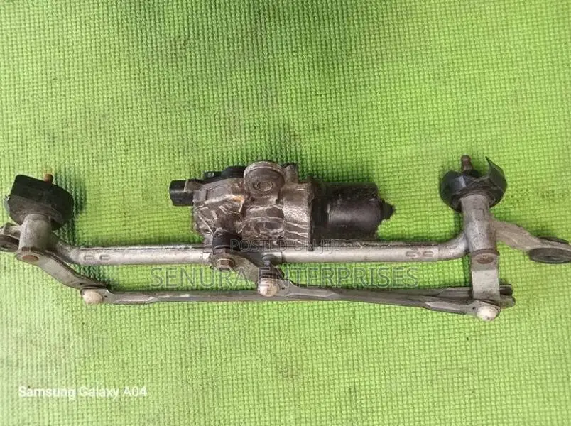 Suzuki Wagon R MH34S Wiper Inner Arm with Motor