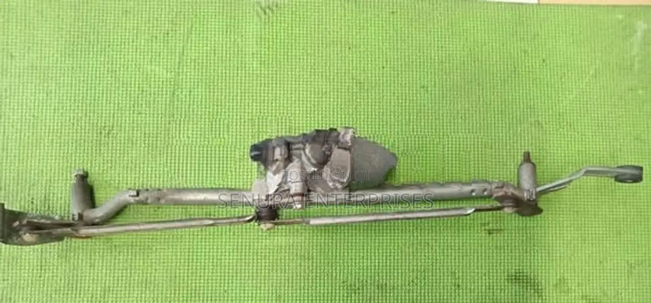 Suzuki Hustler MR41 Wiper Inner Arm with Motor