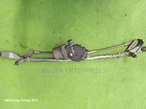 Suzuki Hustler MR41 Wiper Inner Arm with Motor