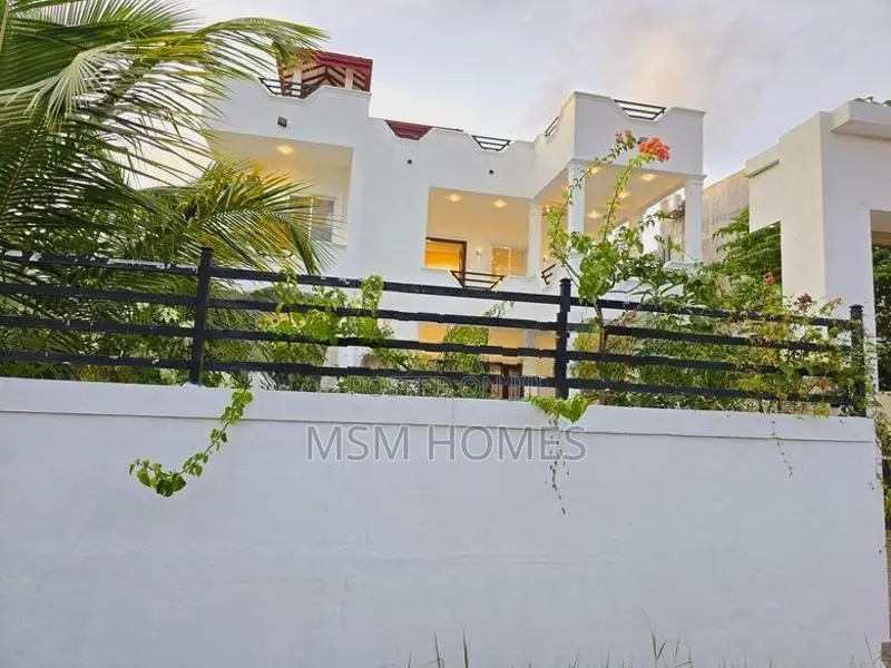 Super Luxury All Complete Box Modern House For Sale in Negombo