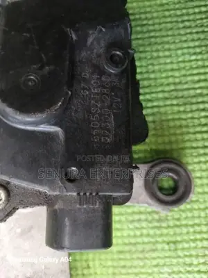 Honda CRZ 2012 Wiper Inner Arm with Motor