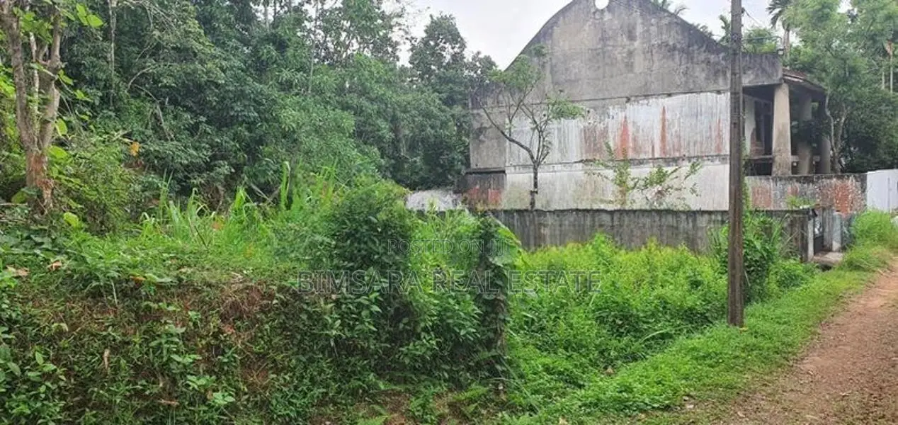 9P - Prime Residential Land for Sale in Pannipitiya | SL 14591
