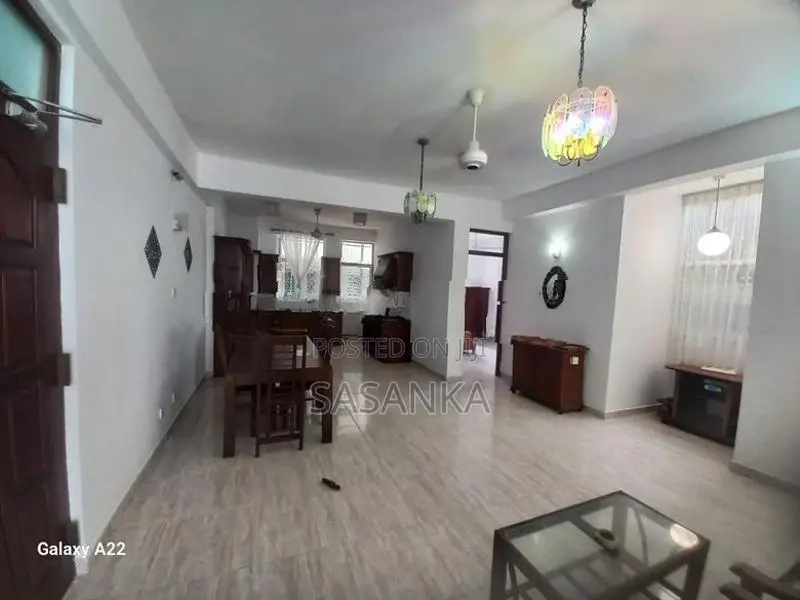 MOUNT LAVINIA Beach Road Luxury Apartment For Sale .....