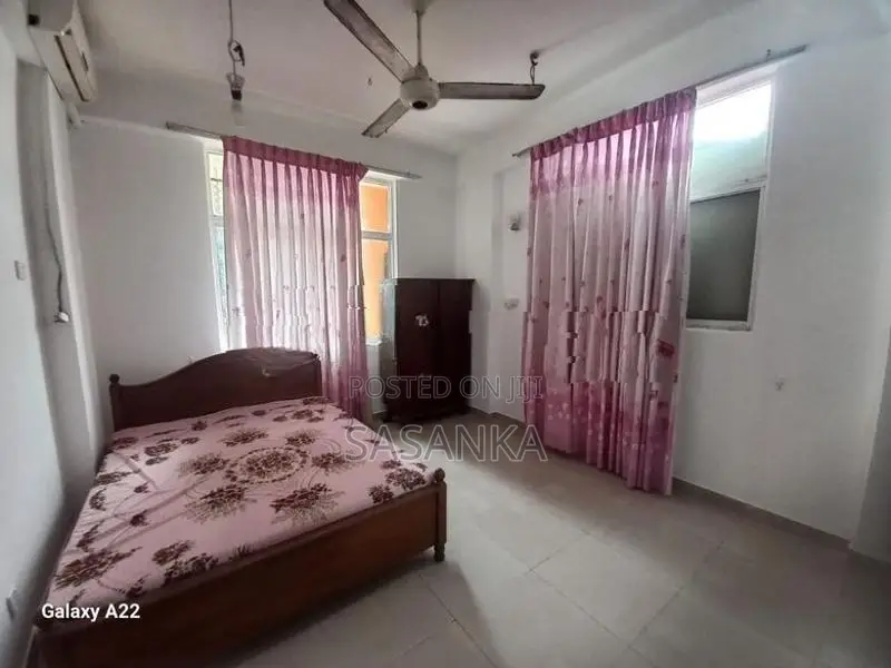 MOUNT LAVINIA Beach Road Luxury Apartment For Sale .....