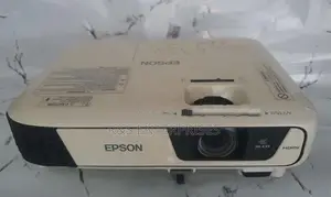 Epson EB-X31 Daylight Projector