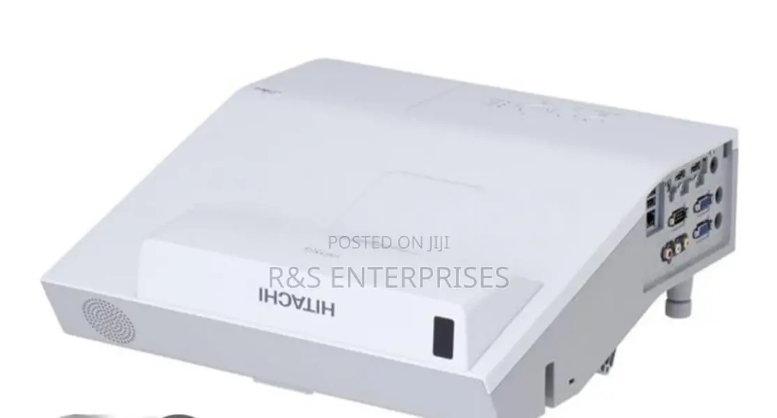 Hitachi Short Throw Projector