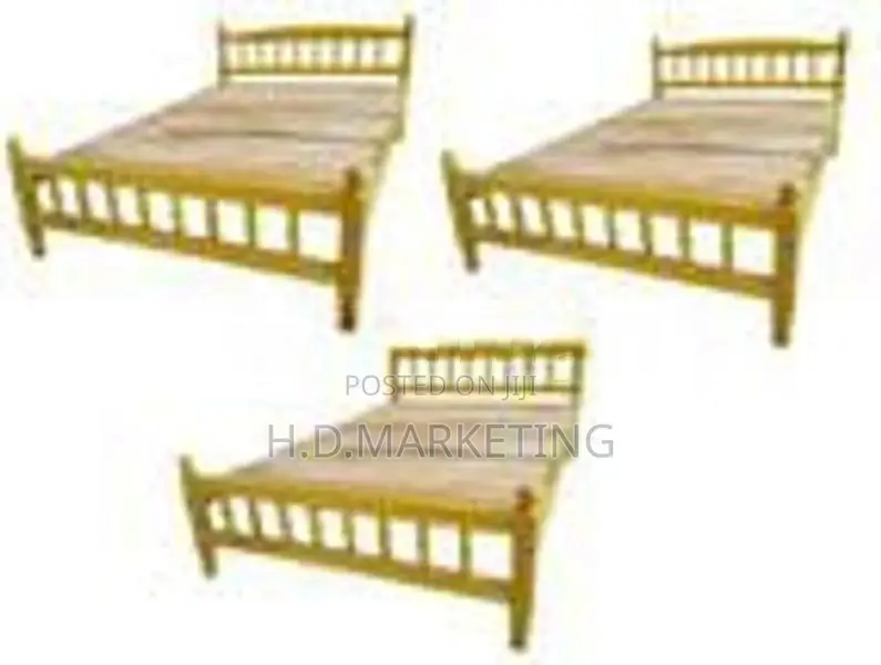 6x4 Size Actonia Double Bed and Layer Mattress