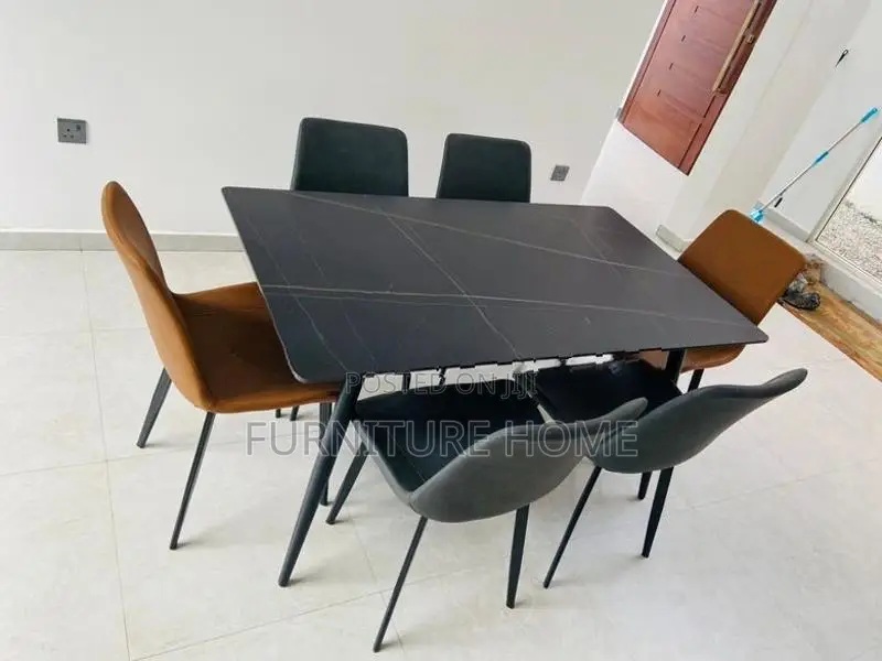Luxury Dining Table with Cushion Chairs