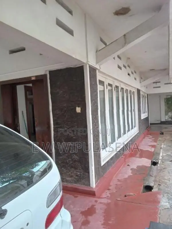 20 Perch LAND For SALE in NUGEGODA