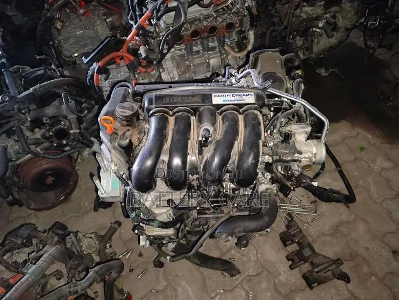 ENGINE BLOCK HONDA VEZAL