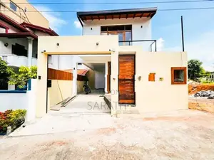 Super Luxury House Sale Talawatugoda