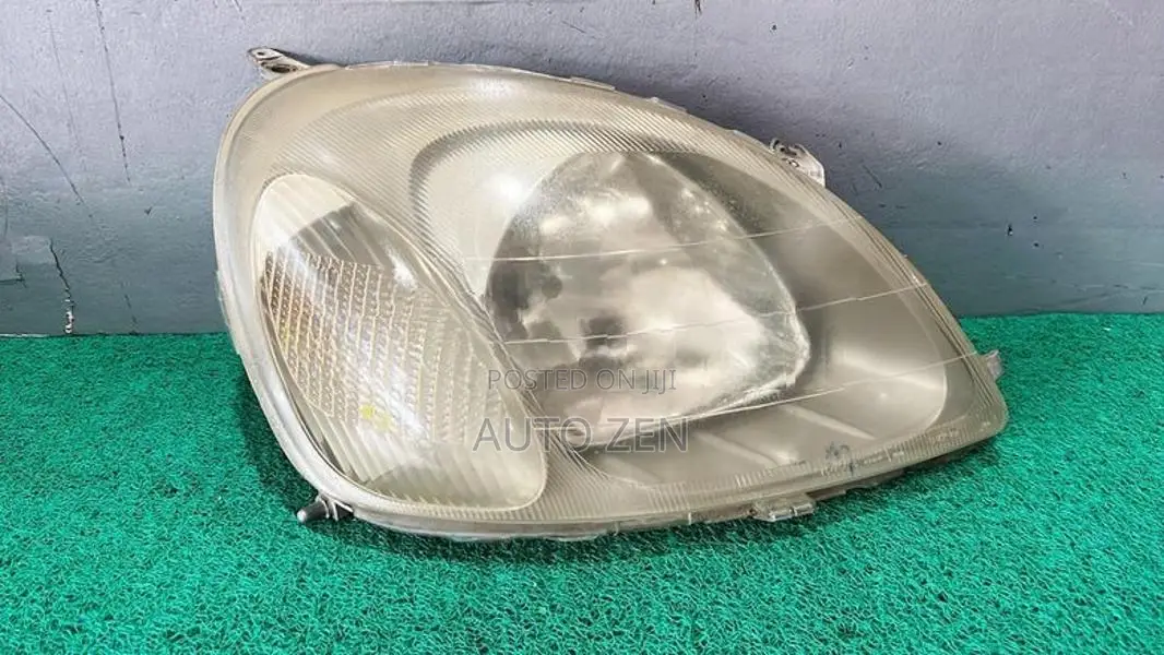 Vitz Scp10 Head Light