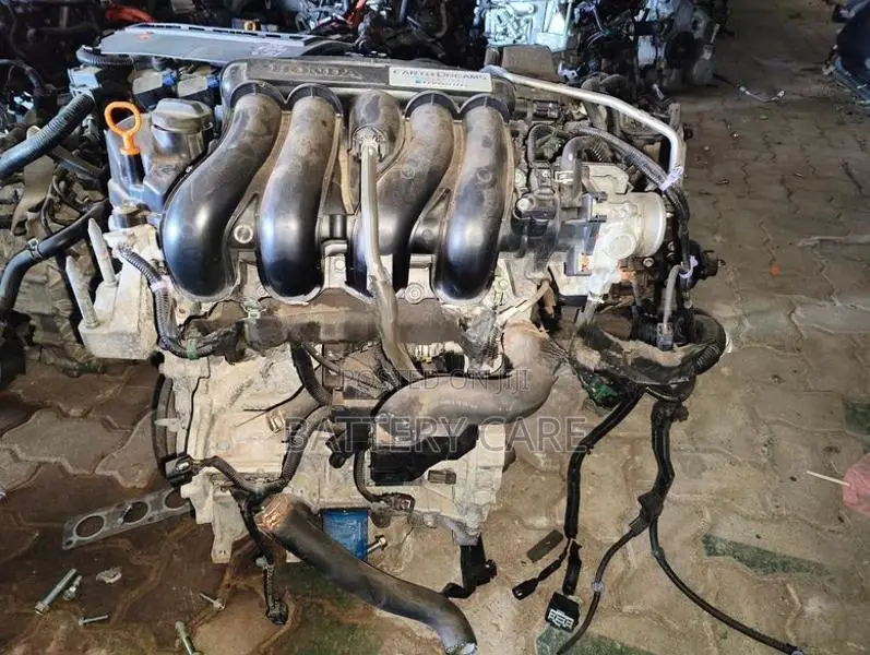 ENGINE BLOCK HONDA VEZAL