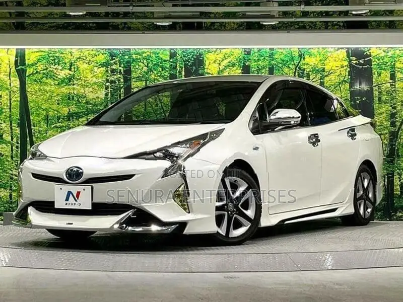 TOYOTA PRIUS W50 TOOL BOX