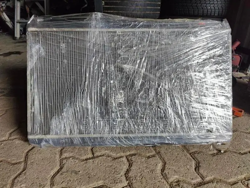 HONDA FIT GP5 RADIATOR COMPLETE