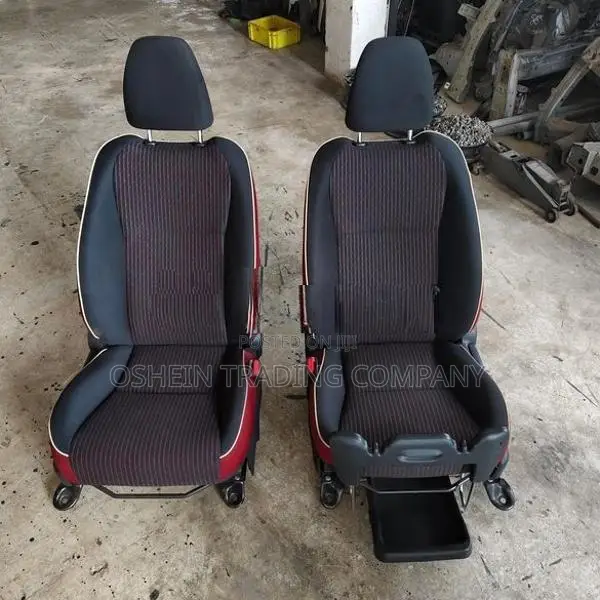 VITZ JEWELA KSP130 SEAT SET