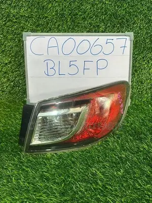 Mazda Axela (BLF5P) 2010/2011 Tail Lamp