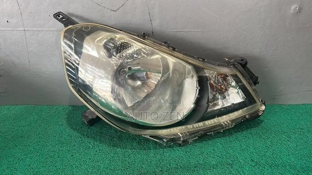 Y12 AD WINGROAD HEAD LIGHT
