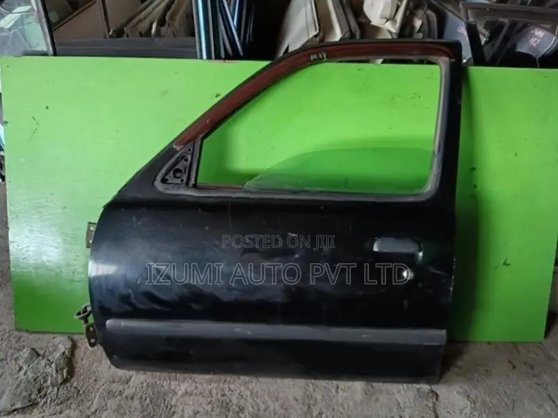 Nissan K11 Front Left Door complete