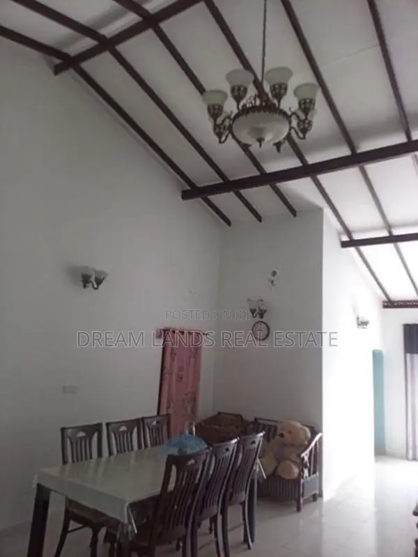 7Bed House for Sale in Athurugiriya (SP775)