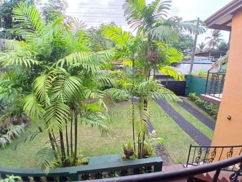 7Bed House for Sale in Athurugiriya (SP775)