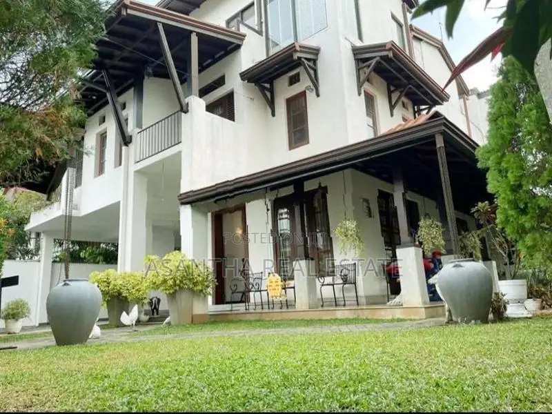 (af140) Luxury 03 Storey House for Sale in Ethulkotte