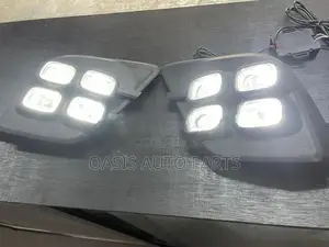 Toyota Hilux Revo LED Fog Lamp DRL+Signal