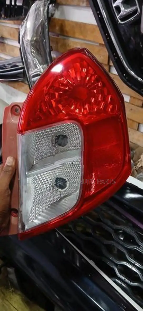 Suzuki Celerio Tail Light (Repaired)