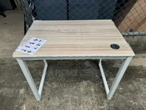 Smart Office Table 3x2ft