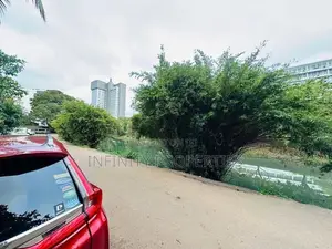 (AFA436) 12.15 P LAND For Sale Lake Dr Road Subuthe pura Battaramulla.